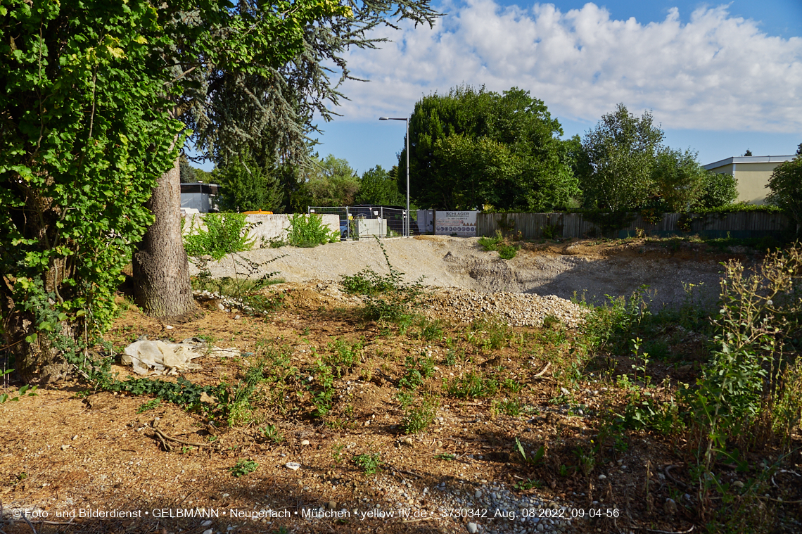 08.08.2022 - Baustelle an der Niederalmstraße 16 und Hugo-Lang-Bogen 13 in Neuperlach-Trudering